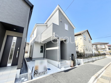 ���n�O�ώʐ^�@�O�ρ�1�������`Exterior�`�@���ӂɂ͊w�Z�┃���{�݂����萶���A�q��ĂɓK���������L�����Ă��܂��I�u�i�Z�n�v�Ƃ��āA�����̂����w�����ł͂Ȃ��A���ӂ̊���ʊw�ł���w�Z�ɂ��Ă������k���������I