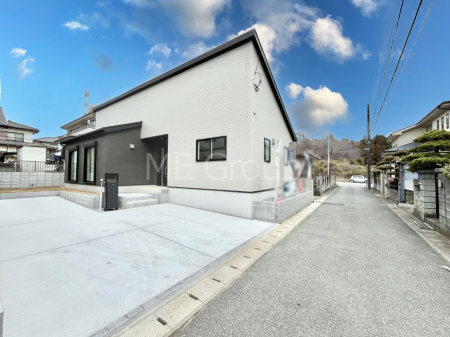 ���n�O�ώʐ^�@�O�ρ`Exterior�`�@�O�ʓ��H�͊ՐÂȏZ��n���͂���Ԓʂ�̏��Ȃ����H�B���Ԃ̏o��������炭�炭�ł��I���s���_�E���n���w�̂���]�́A���C�y�ɂ��₢���킹���������I