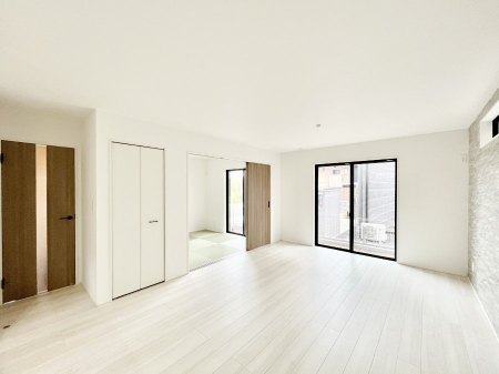 ���̑����ρ@�Ƒ������R�ƏW�܂�e���̃X�y�[�X�ɂȂ肻���@