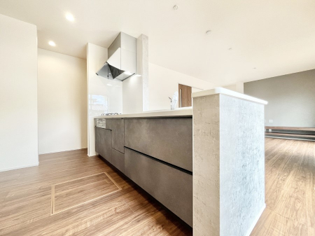 ���ӊ��@�c�t���E�ۈ牀 58m ��܂т��c�t��