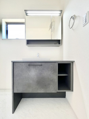 ���ʑ�E���ʏ��@���[�͂Ƌ@�\���ɗD�ꂽ���ʉ��ϑ�@