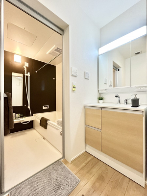 ���̑��@�������̂�����K��Ԃł��B�����̐g�x�x���C�����ǂ����g�������܂��B 