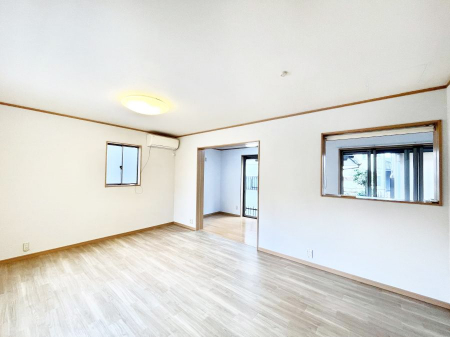 ���̑����ρ@�Ƒ������R�ƏW�܂�e���̃X�y�[�X�ɂȂ肻��