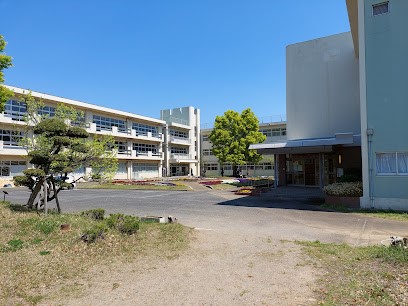 ���ӊ��@���w�Z 374m ���c�s�����䒆�w�Z