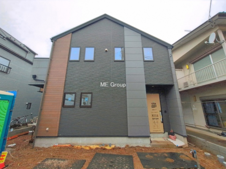 ���n�O�ώʐ^�@�`Exterior�`�@�ՐÂȏZ��n�Ŏq��ĉƑ��Ƀs�b�^���B�����̂��U�������K�ȗ΂Ɍb�܂ꂽ�G���A�ŁA���R�ɕ�܂ꂽ���₩�ȕ�炵���������邽�߂́A��Ƃ肠��Z���������Ă��܂��B