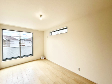 ���̑����ρ@�������Q�������`Bed Room�`�@�}���V�����ƈႢ�������������̂��ˌ��Ẵ����b�g�ł��B���Ƒ������������ƂŎ苷�Ɋ����Ă����Z�܂����ˌ��Ăł͊e�����v���C�o�V�[��ۂ��Ƃ��ł��܂��B