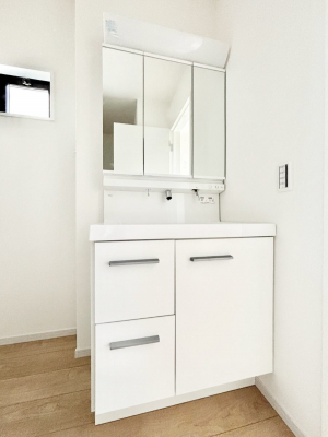 ���ʑ�E���ʏ��@���[�͂Ƌ@�\���ɗD�ꂽ���ʉ��ϑ�