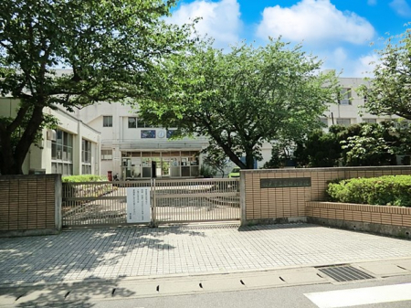 ���ӊ��@���w�Z 985m ���ˎs���암���w�Z