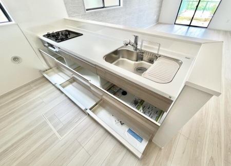 ���̑����ρ@�����`Kitchen�`�@�L�b�`���ݔ��͂R���K�X�R�����t����X�y�[�X�ɂ���Ƃ肪����A���X�̉Ǝ����͂��ǂ肻���ł��ˁ􁦓��d�l�ʐ^  