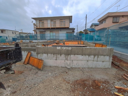 ���n�O�ώʐ^�@���Q�������`Exterior�`�@��s���œ���̃X���[���C�t���΂Ɉ͂܂ꂽ�y�n�͓s��̌�����Y���ꂻ���B�l�G��ʂ��Ď��R�ƐG�ꍇ����X�|�b�g�����ӂɂ͐��肾������I