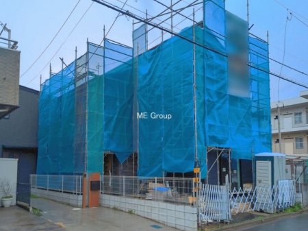 ���n�O�ώʐ^�@�`Exterior�`�@��s���œ���̃X���[���C�t���΂Ɉ͂܂ꂽ�y�n�͓s��̌�����Y���ꂻ���B�l�G��ʂ��Ď��R�ƐG�ꍇ����X�|�b�g�����ӂɂ͐��肾������I�Z�݂����Ȃ�ƁB��炵�������B