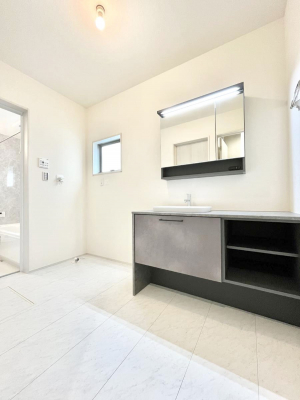 ���̑��@�������P�������`Dressing Room�`�@�Â��Ȃ肪���Ȑ��ʏ�����������ƍ̌��Ɗ��C���\�Ȃ̂ŋC�����悭���g�������܂��B�O�ʋ��^�C�v�̐��ʑ�͋������[�ŎU�炩�肪���Ȑ��ʏ����X�b�L����