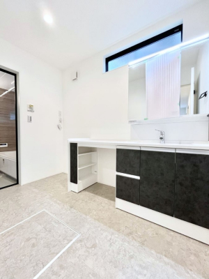 ���̑��@��Ƃ�̐��ʃX�y�[�X�Œ��̐g�x�x�����N���N  