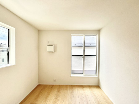 ���̑����ρ@�������Q�������`Bed Room�`�@�}���V�����ƈႢ�������������̂��ˌ��Ẵ����b�g�ł��B���Ƒ������������ƂŎ苷�Ɋ����Ă����Z�܂����ˌ��Ăł͊e�����v���C�o�V�[��ۂ��Ƃ��ł��܂��B