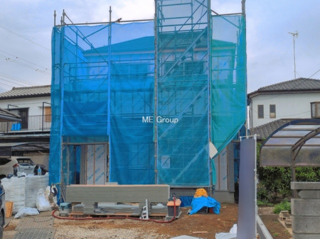 ���n�O�ώʐ^�@��B�������`Exterior�`�@�ՐÂȏZ��n�Ŏq��ĉƑ��Ƀs�b�^���B�����̂��U�������K�ȗ΂Ɍb�܂ꂽ�G���A�ŁA���R�ɕ�܂ꂽ���₩�ȕ�炵���������邽�߂́A��Ƃ肠��Z���������Ă��܂��B