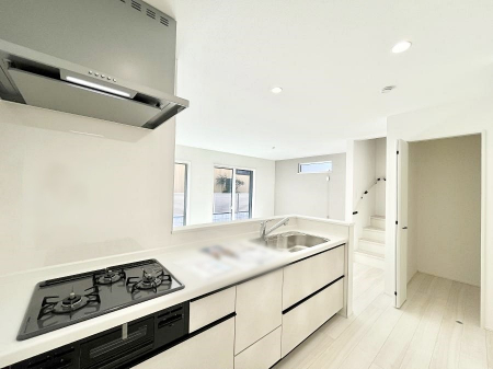 �L�b�`���@�����`Kitchen�`�@�u���������͉�����낤�v����ȃL�b�`���Ȃ�v�������藿�����ł����Ⴂ�܂��B�L�b�`������̓��r���O����]�ł��܂��B�Ƒ����Ȃ��邨�Ƃ������ɂ������܂��B