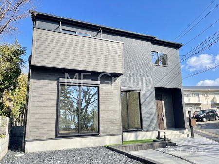 ���n�O�ώʐ^�@�O�ρ��P�������`Exterior�`�@�p�n�ɂ��z����E���ʂ��ǍD�ł��B����炩�ȗz�˂����ǂ̂������ɂ��~�蒍���܂��悤�ɁA���K����ǋ������Ԏ�݌v�B�������b�݂̖L���ȉi�Z�̒n�ւƕς��Ă���܂��B