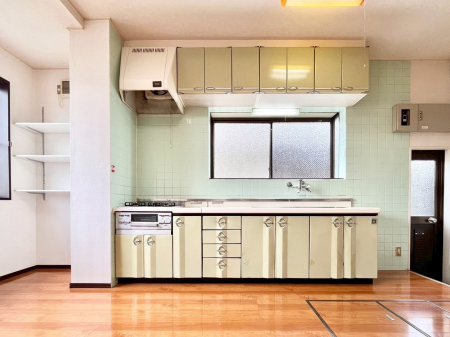 �L�b�`���@��Ƃ肠��L�b�`���ł͂��Ƒ��Ɗy�������������ł��܂��B