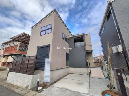 ���n�O�ώʐ^�@�O�ρ�1�������`Exterior�`�@���X�����Ȃ���A�咣���߂����ǂ����]�T������������V���[�v�ȃt�H�����ŘȂޓ@��́A���V�̋�ƏƂ炵���킹�鎖�ŁA�{������ׂ������`�̎p�������Ă���܂��B    