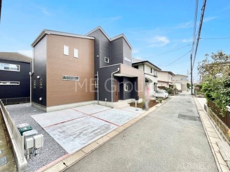 ���n�O�ώʐ^�@�O�ρ`Exterior�`�@�O�ʓ��H�F�k 4m �����@�O�ʓ��H�͊ՐÂȏZ��n���͂���Ԓʂ�̏��Ȃ����H�B���Ԃ̏o��������炭�炭�ł��I���s���_�E���n���w�̂���]�́A���C�y�ɂ��₢���킹���������I