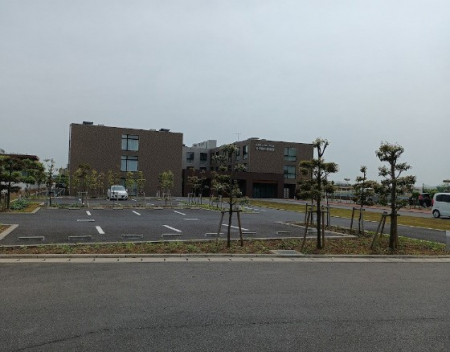 ���ӊ��@�a�@ 1300m ��Ö@�l�Вc������ ���˖q�̌��a�@