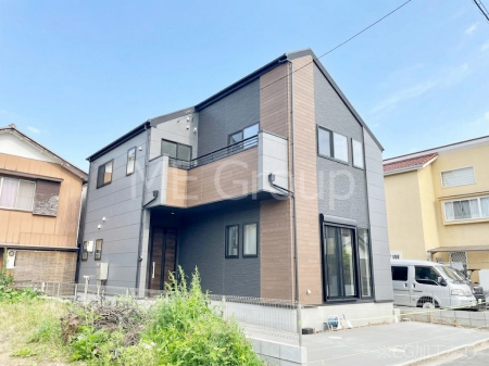 ���n�O�ώʐ^�@�O�ρ`Exterior�`�@���X�����Ȃ���A�咣���߂����ǂ����]�T������������V���[�v�ȃt�H�����ŘȂޓ@��́A���V�̋�ƏƂ炵���킹�鎖�ŁA�{������ׂ������`�̎p�������Ă���܂��B