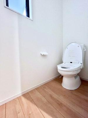 �g�C���@�������Q�������`Toilet�`�@�������̂��鐅����g�C���̓E�H�V�����b�g�t���ł����g�C���͖����g�킴��𓾂Ȃ����́B����������ۂ������ł��ˁB�g�C����2��������̂Œ��̍��G���ɕ֗��ł��I