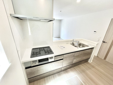 �L�b�`���@�������Q�������`Kitchen�`�@�u���������͉�����낤�v����ȃL�b�`���Ȃ�v�������藿�����ł����Ⴂ�܂��B�L�b�`������̓��r���O����]�ł��܂��B�Ƒ����Ȃ��邨�Ƃ������ɂ������܂��B