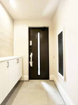���ց@�����`Entrance�`�@�Ƃ̒��ł��q�l���}����ŏ��̏ꏊ�ł��錺�ւ́A�Ƃ̈�ۂ��̂��̂ł��I�L�x�Ȍ��֎��[�ŁA����Y��ɕۂ��Ƃ��o���܂��􌺊ւɂ͂����Ղ���[�̉��ʔ��������I