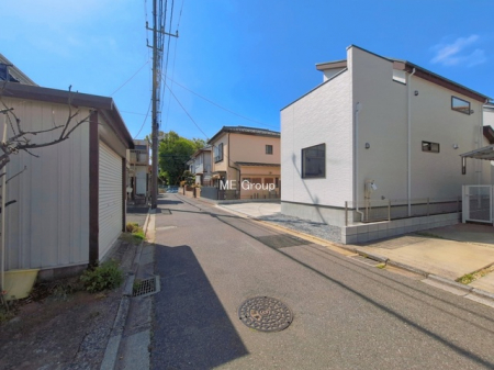 ���n�O�ώʐ^�@�`Exterior�`�@�O�ʓ��H�F�k�� 4.5m �����@�O�ʓ��H�͊ՐÂȏZ��n���͂���Ԓʂ�̏��Ȃ����H�B���Ԃ̏o��������炭�炭�ł��I���s���_�E���n���w�̂���]�́A���C�y�ɂ��₢���킹���������I