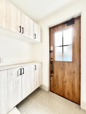 ���ց@�����`Entrance�`�@�Ƃ̒��ł��q�l���}����ŏ��̏ꏊ�ł��錺�ւ́A�Ƃ̈�ۂ��̂��̂ł��I�L�x�Ȍ��֎��[�ŁA����Y��ɕۂ��Ƃ��o���܂��􌺊ւɂ͂����Ղ���[�̉��ʔ��������I