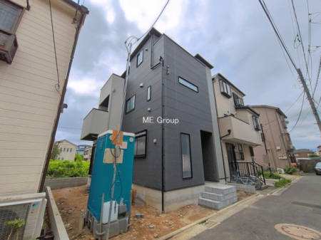 ���n�O�ώʐ^�@�`Exterior�`�@���X�����Ȃ���A�咣���߂����ǂ����]�T������������V���[�v�ȃt�H�����ŘȂޓ@��́A���V�̋�ƏƂ炵���킹�鎖�ŁA�{������ׂ������`�̎p�������Ă���܂��B