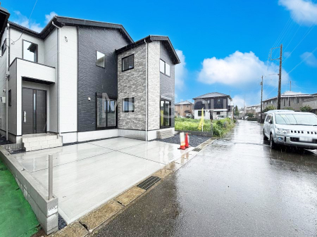 ���n�O�ώʐ^�@�O�ρ�2�������`Exterior�`�@�O�ʓ��H�F�k��5m�����@�Z��n�ɂȂ��Ă���̂Ŏԗʂ����Ȃ��A�Â��ȗ��n�ł��B�q��Ċ����ǍD�ł������ӊ������킹�Ă��ē������Ē����܂��B