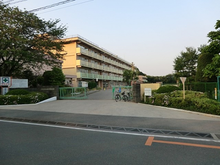 ���ӊ��@���w�Z 1280m ���s���t�䏬�w�Z