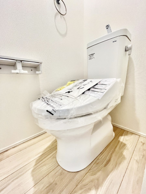 �g�C���@�����`Toilet�`�@�Y��E�X�b�L���E���K�ȃE�H�V�����b�g�t�g�C���ł��낰���Ԃł��B�g�C���͖����g�킴��𓾂Ȃ����́B����������ۂ������ł��ˁB�g�C����2��������̂Œ��̍��G���ɕ֗��ł��I