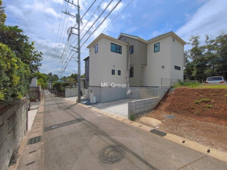���n�O�ώʐ^�@�`Exterior�`�@�O�ʓ��H�F�k 3.97m �����@�O�ʓ��H�͊ՐÂȏZ��n���͂���Ԓʂ�̏��Ȃ����H�B���Ԃ̏o��������炭�炭�ł��I���s���_�E���n���w�̂���]�́A���C�y�ɂ��₢���킹���������I