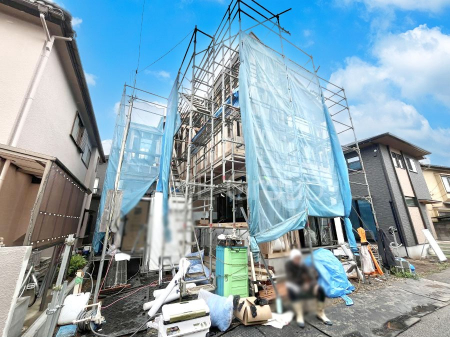 ���n�O�ώʐ^�@�O�ρ`Exterior�`�@��ˌ��Ă̑傫�ȃ����b�g�́A�����B�́u�y�n�v���u���R�Ɂv�g���鎖�ł��B�K�[�f�j���O��c�h�x�C�Ԃ�o�C�N�̎�ȂǗl�X�ȗp�r�ŗ��p�ł��܂��B