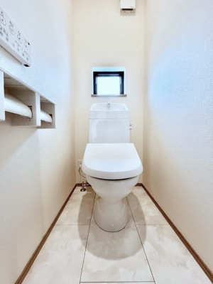 �g�C���@�����`Toilet�`�@�Y��E�X�b�L���E���K�ȃE�H�V�����b�g�t�g�C���ł��낰���Ԃł��B�g�C���͖����g�킴��𓾂Ȃ����́B����������ۂ������ł��ˁB�g�C����2��������̂Œ��̍��G���ɕ֗��ł��I