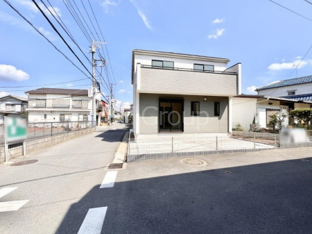 ���n�O�ώʐ^�@�O�ρ`Exterior�`�@�O�ʓ��H�F�쐼 3.98m �����A�k�� 3.93m �����@��w�̈�ˌ��Ă𒆐S�Ƃ����X���݂����R�Ƒ����A���ӂ͍��������������Ă��Ȃ��̂ŁA�΂̑����ՐÂȎ����������ł��B