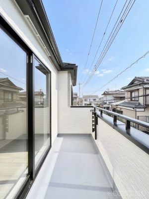 �o���R�j�[�@������B�������`Balcony�`  �o���R�j�[�͉������z���������݁A���z�c����󕨂��C�����悭�������Ƃ��ł��܂��B�g���₷���J���I�ȃo���R�j�[�ł����z�����������Ղ�~�蒍���A�o���R�j�[�t���Z�܂��B  