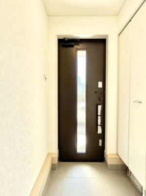 ���ց@�������Q�������`Entrance�`�@�Ƃ̒��ł��q�l���}����ŏ��̏ꏊ�ł��錺�ւ́A�Ƃ̈�ۂ��̂��̂ł��I�L�x�Ȍ��֎��[�ŁA����Y��ɕۂ��Ƃ��o���܂��􌺊ւɂ͂����Ղ���[�̉��ʔ��������I