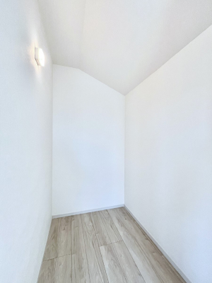 ���̑��@�����`Walk-in Closet�`�@�K�v�Ȃ��̂�R�[�f�B�l�[�g���ꗗ���Ċm�F�ł��A�g�x�x�⏀�����Z���ԂōςރE�H�[�N�C���N���[�[�b�g��ݒu���܂����B�Ƃ̒�����������Ƃ�����֗��Ȏ��[�X�y�[�X�ł��B