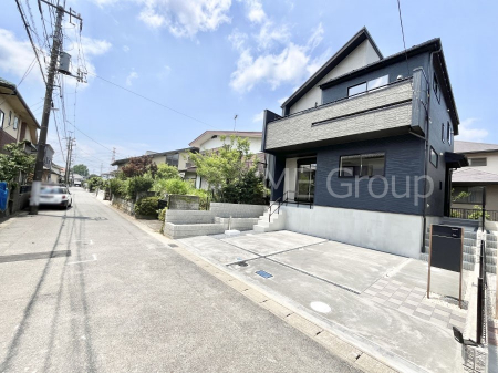 ���n�O�ώʐ^�@�O�ρ`Exterior�`�@�O�ʓ��H�F�� 5m �����@�O�ʓ��H�͊ՐÂȏZ��n���͂���Ԓʂ�̏��Ȃ����H�B���Ԃ̏o��������炭�炭�ł��I���s���_�E���n���w�̂���]�́A���C�y�ɂ��₢���킹���������I