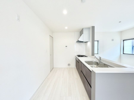 �L�b�`���@�������P�������`Kitchen�`�@�L���Ďg���₷���L�b�`���Ȃ�Ƒ��ł�������ɗ�������������A��Еt������ԂȂ��ł����Ⴂ�܂�����[�������Ղ肠��̂ŁA������������Ɛ����Ȉ�ۂ�ۂĂ܂��B