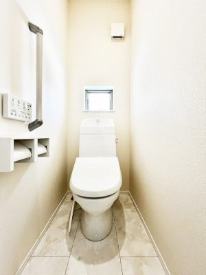 �g�C���@�����`Toilet�`�@�Y��E�X�b�L���E���K�ȃE�H�V�����b�g�t�g�C���ł��낰���Ԃł��B�g�C���͖����g�킴��𓾂Ȃ����́B����������ۂ������ł��ˁB�g�C����2��������̂Œ��̍��G���ɕ֗��ł��I