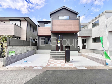 ���n�O�ώʐ^�@�O�ρ`Exterior�`�@���ӂɂ͊w�Z�┃���{�݂����萶���A�q��ĂɓK���������L�����Ă��܂��I�u�i�Z�n�v�Ƃ��āA�����̂����w�����ł͂Ȃ��A���ӂ̊���ʊw�ł���w�Z�ɂ��Ă������k���������I