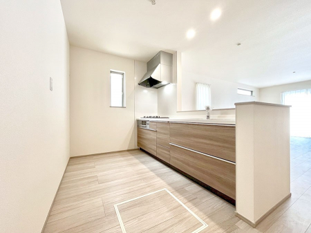 �L�b�`���@�����`Kitchen�`�@���R�������鑋�̂���L�b�`���������g���ꏊ�����炱���A�g��������l�����܂����B�������Ƃ����L�b�`���R�[�i�[�͎����L���Ȏd�オ��ƂȂ��Ă���܂��B
