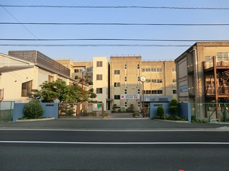 ���ӊ��@���w�Z 1677m ���s���t�䒆�w�Z