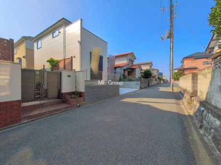 ���n�O�ώʐ^�@�`Exterior�`�@�k�� 4.98m �����@���ԏ�2�䕪�\�ł��I���q���ɂ��d�󂵂܂��ˁB���ӂ͌�ʗʂ̏��Ȃ��������H�Ȃ̂ŏ����Ȃ��q�l�����Ă����S�ł�  