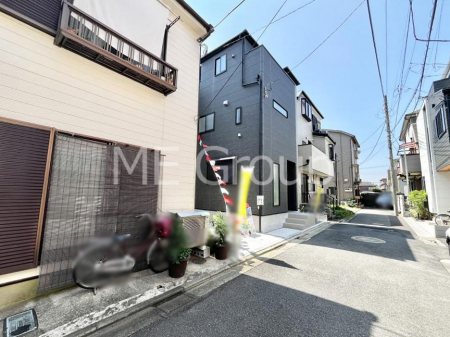 ���n�O�ώʐ^�@�O�ρ`Exterior�`�@�O�ʓ��H�F�k 4m �����@�O�ʓ��H�͊ՐÂȏZ��n���͂���Ԓʂ�̏��Ȃ����H�B���Ԃ̏o��������炭�炭�ł��I���s���_�E���n���w�̂���]�́A���C�y�ɂ��₢���킹���������I